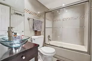 7401 NW 16th St, Plantation, FL 33313 - Photo 17