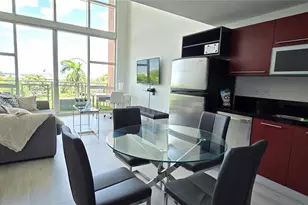 253 NE 2nd St, Miami, FL 33132 - Photo 13