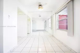 1301 SW 135th Terrace, Pembroke Pines, FL 33027 - Photo 7