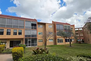 8834 W McNab Rd, Tamarac, FL 33321 - Photo 23