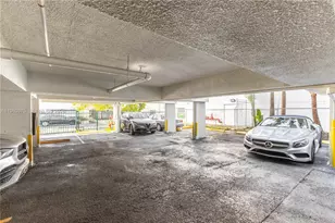 720 Collins Ave, Miami Beach, FL 33139 - Photo 37