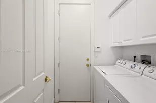 1408 Mariner Way, Hollywood, FL 33019 - Photo 9