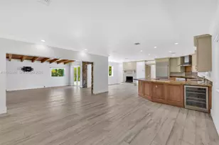 10110 SW 66th St, Miami, FL 33173 - Photo 7