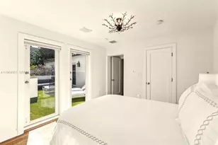 5711 N Bay Rd, Miami Beach, FL 33140 - Photo 13