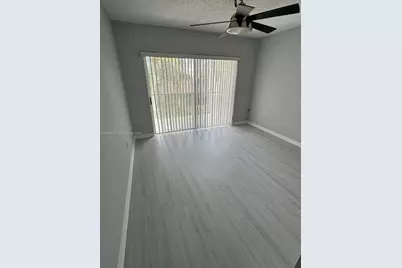 9900 NW 43rd Ter, Doral, FL 33178 - Photo 15