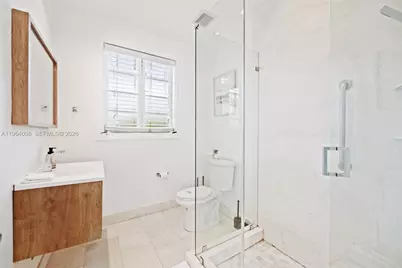 36 Phoenetia Ave, Coral Gables, FL 33134 - Photo 19