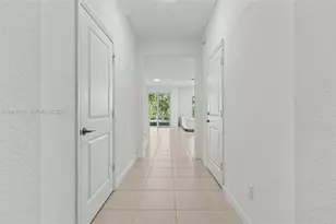 4303 Hammock Grove Dr, Lake Worth, FL 33467 - Photo 9