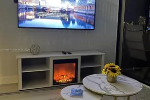 20379 W Country Club Dr, Aventura, FL 33180 - Photo 15