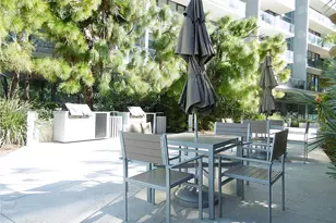 68 SE 6th St, Miami, FL 33131 - Photo 39