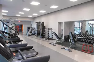 68 SE 6th St, Miami, FL 33131 - Photo 45