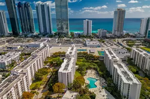 17011 N Bay Rd, Sunny Isles Beach, FL 33160 - Photo 23