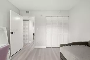 17011 N Bay Rd, Sunny Isles Beach, FL 33160 - Photo 17