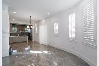 1757 NE 9th St, Fort Lauderdale, FL 33304 - Photo 11