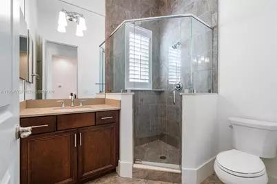 1757 NE 9th St, Fort Lauderdale, FL 33304 - Photo 23