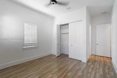 1757 NE 9th St, Fort Lauderdale, FL 33304 - Photo 21