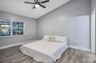 18765 NW 55th Ave, Miami Gardens, FL 33055 - Photo 5