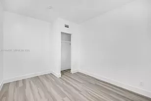 1391 NW 102nd St, Miami, FL 33147 - Photo 21