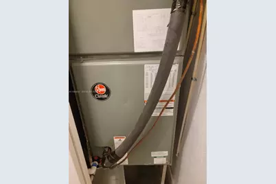 2530 NW 17th St, Fort Lauderdale, FL 33311 - Photo 11