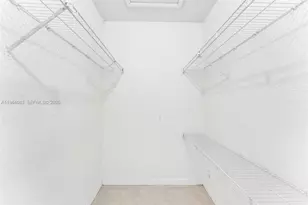 240 W 68th St, Hialeah, FL 33014 - Photo 19