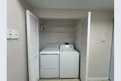 6936 SW 39th St #D303, Davie, FL 33314 - Photo 3