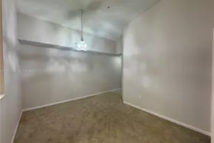 6936 SW 39th St, Davie, FL 33314 - Photo 5