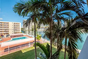 2980 Point E Dr, Aventura, FL 33160 - Photo 37