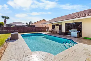 375 NW 107th Terrace, Coral Springs, FL 33071 - Photo 3