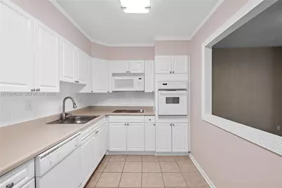 19380 Collins Ave #1107, Sunny Isles Beach, FL 33160 - Photo 13