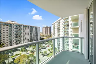 19380 Collins Ave, Sunny Isles Beach, FL 33160 - Photo 35