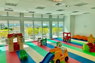 79 SW 12th St, Miami, FL 33130 - Photo 23