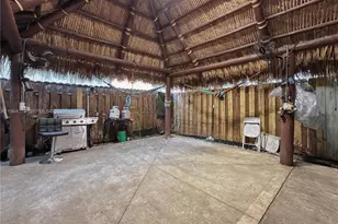 396 NW 12th Pl, Florida City, FL 33034 - Photo 27