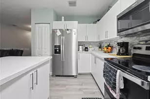 396 NW 12th Pl, Florida City, FL 33034 - Photo 9