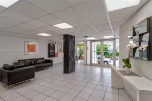 245 18th St, Miami Beach, FL 33139 - Photo 19