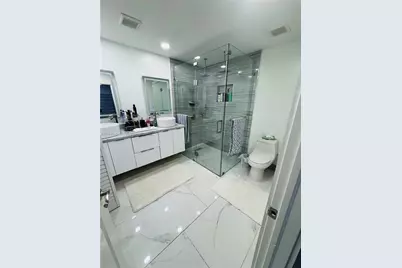 11761 NW 12th St, Pembroke Pines, FL 33026 - Photo 23