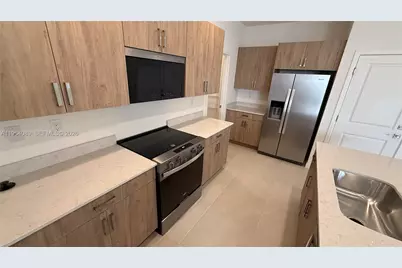 1535 SE 7th Ct #1535, Homestead, FL 33033 - Photo 7