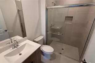 1535 SE 7th Ct, Homestead, FL 33033 - Photo 11