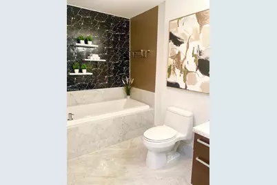 244 Biscayne Blvd #1605, Miami, FL 33132 - Photo 25