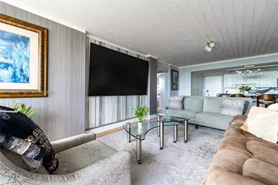 3910 Crystal Lake Dr #401, Deerfield Beach, FL 33064 - Photo 19