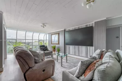 3910 Crystal Lake Dr #401, Deerfield Beach, FL 33064 - Photo 9