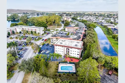 3910 Crystal Lake Dr #401, Deerfield Beach, FL 33064 - Photo 43