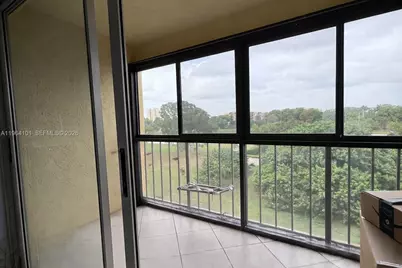 9455 W Flagler St #C407, Miami, FL 33174 - Photo 5