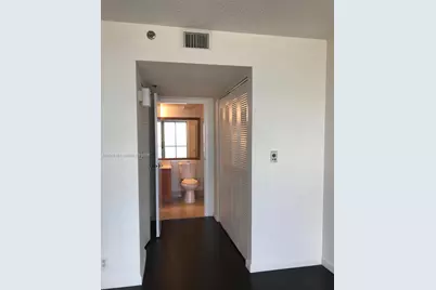 7601 E Treasure Dr #915, North Bay Village, FL 33141 - Photo 19