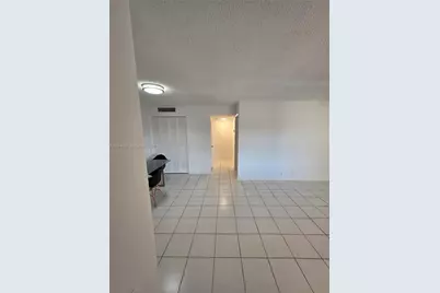 4731 NW 10th Ct #210, Plantation, FL 33313 - Photo 7