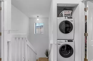 17501 SW 140th Ct, Miami, FL 33177 - Photo 19