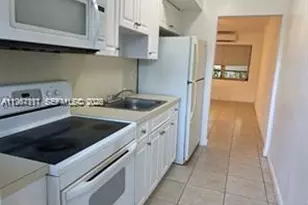 8885 NE 8th Ct, Miami, FL 33138 - Photo 15