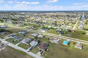 302 N El Dorado Blvd, Cape Coral, FL 33993 - Photo 33