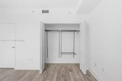 90 SW 3rd St #4203, Miami, FL 33130 - Photo 19