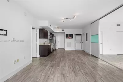 90 SW 3rd St #4203, Miami, FL 33130 - Photo 9