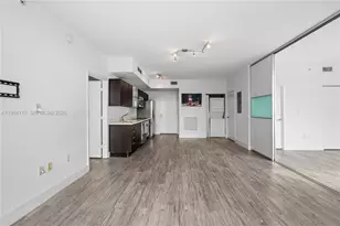 90 SW 3rd St, Miami, FL 33130 - Photo 9