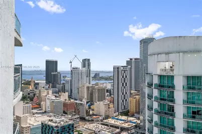 90 SW 3rd St #4203, Miami, FL 33130 - Photo 27